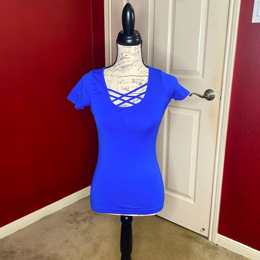 Hidden Lotus Fitted Shirt
